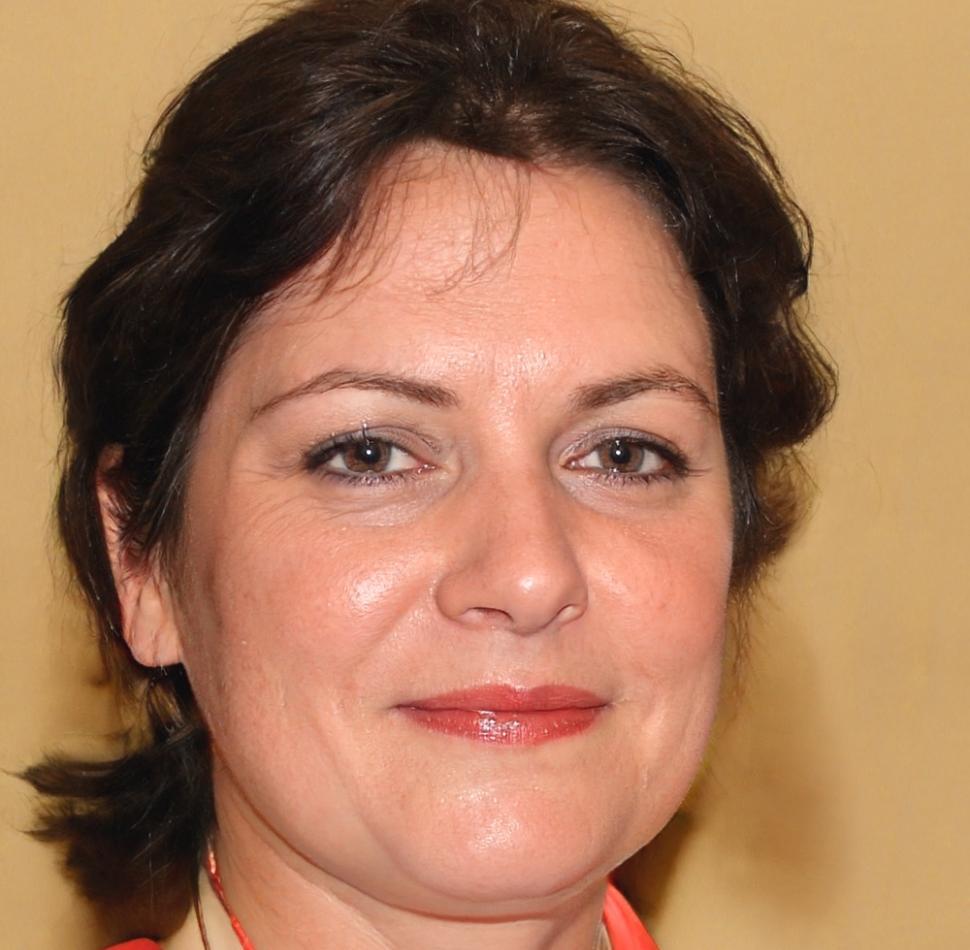 Retrato profissional de Florinda Carvalho
